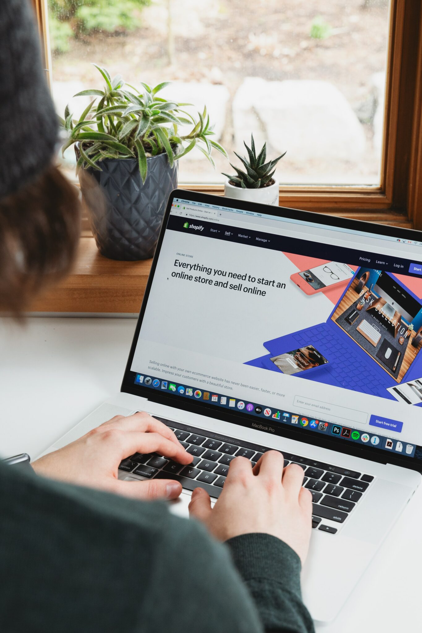 SHOPIFY STORE